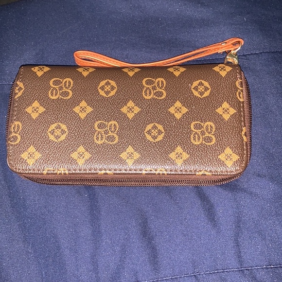 Woman Brown wallet - Picture 4 of 6